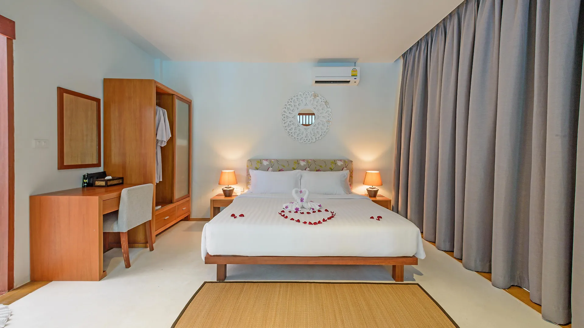 Nai Yang Beach L'Esprit De Naiyang Beach Resort - Sha Extra Plus