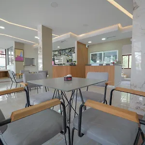 hotel-pelod.albaniahotels.org/